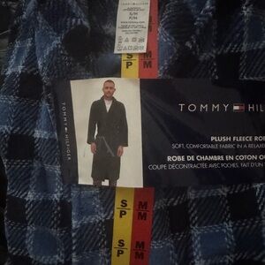 Tommy Hilfiger Black and Blue Plush Fleece Robe size S/M new with tag
